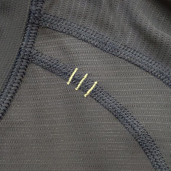 Lululemon Athletica Short Sleeve Tee M - Picture 5 of 7